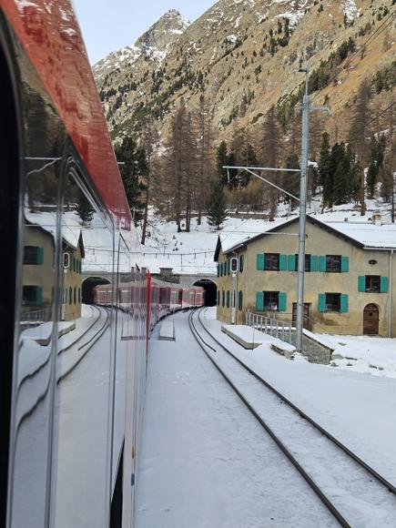 Einfahrt in der Albulatunnel