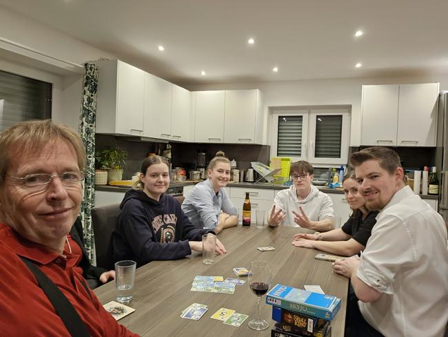 Geburtstagsfeier mit der Familie bei Linus