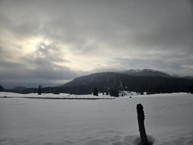 Es geht entspannt aber unspektakulär in die Berge