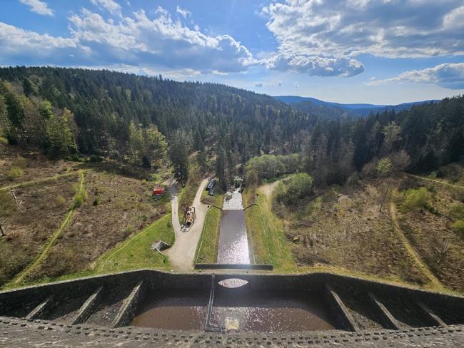 Hier der Blick zum Abfluss
