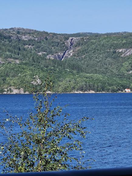 Haus mit Blick auf den Fjord