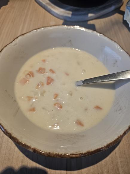 Fischsuppe aus der Tüte. Kann man essen. Aber auch